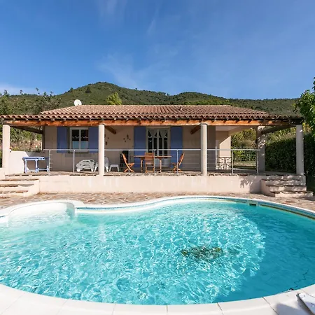 Sunny Getaway Roquebrun