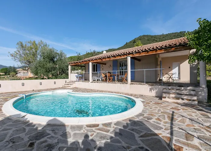 Sunny Getaway Villa *